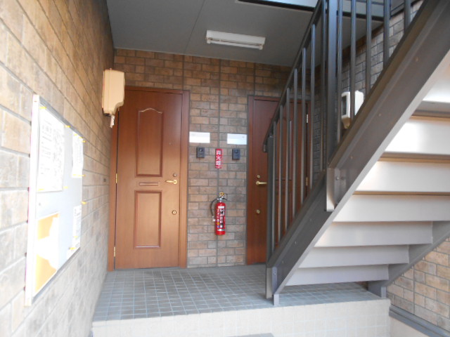 19/29 エントランス