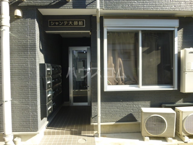 14/22 エントランス