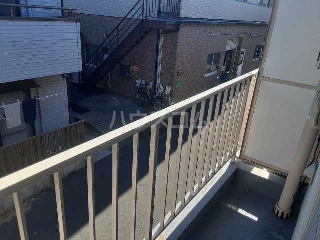 14/27 バルコニー