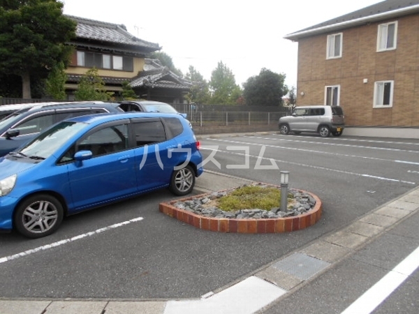 21/29 駐車場