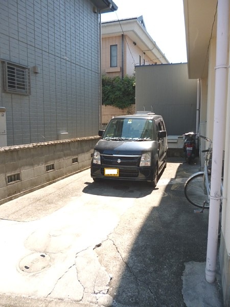 4/12 駐車場