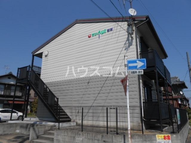 16/26 エントランス