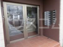 21/23 エントランス