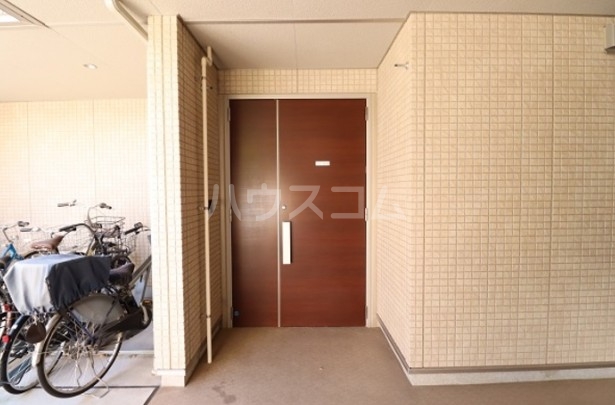 2/6 エントランス