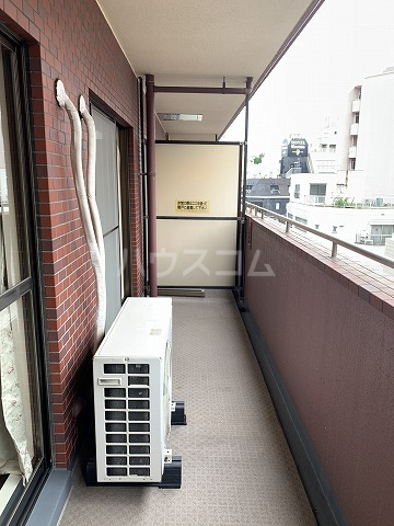 19/30 バルコニー