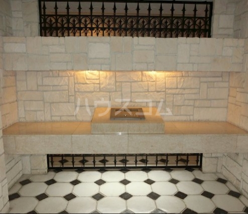 19/29 エントランス