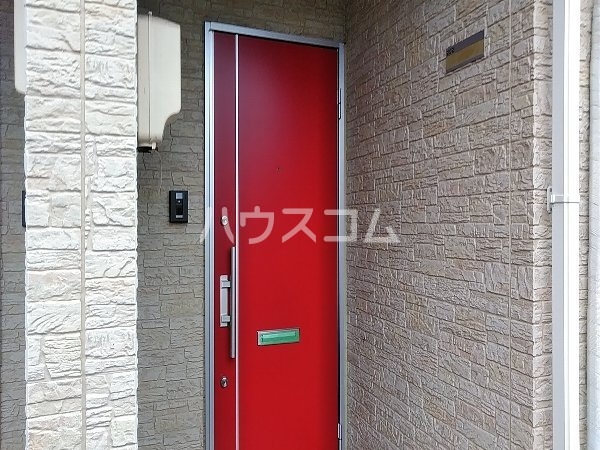 17/26 エントランス
