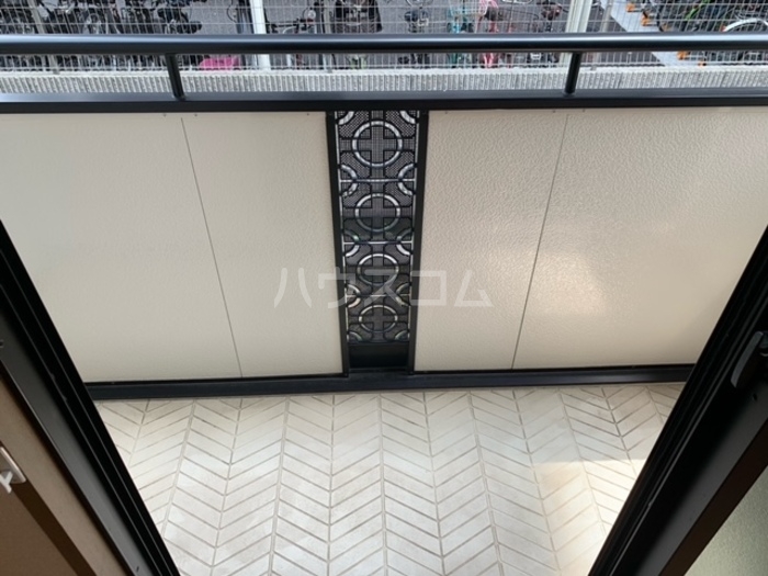 15/25 バルコニー