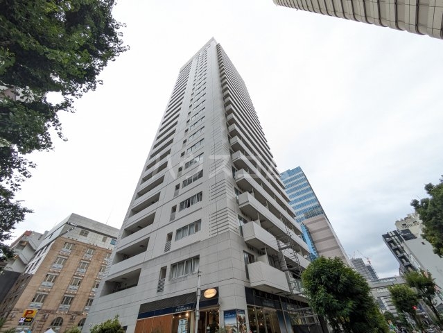 アーバンフラッツ池袋プレミアムの外観