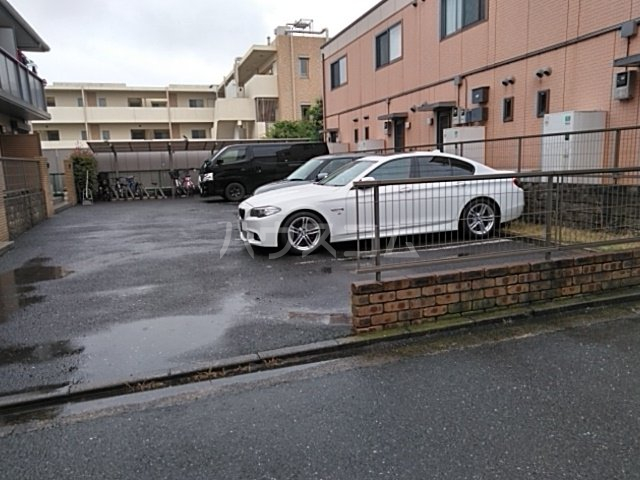 3/5 駐車場