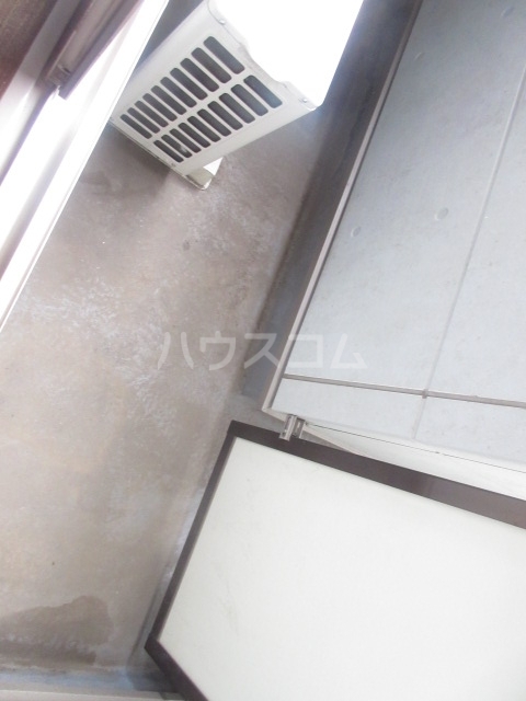 13/25 バルコニー