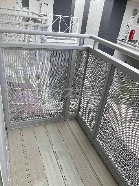 13/17 バルコニー