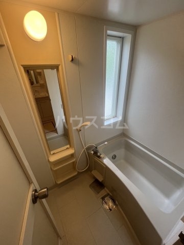 16/30 浴室