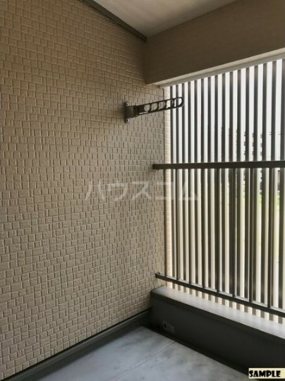 14/27 バルコニー