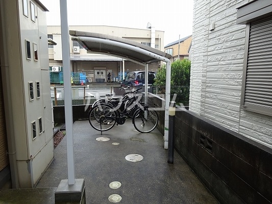 17/26 エントランス