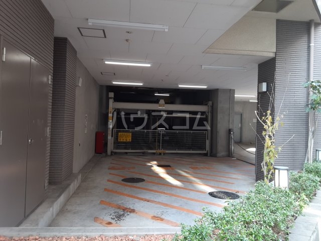 29/30 エントランス