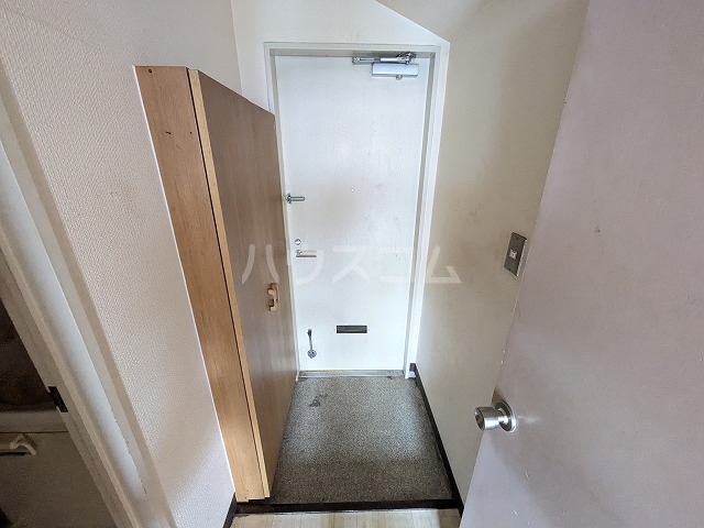 13/30 玄関