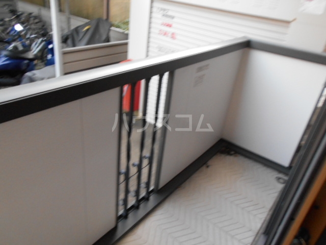 15/27 バルコニー