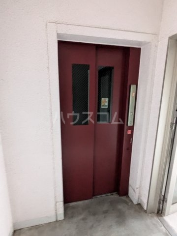 19/22 エントランス