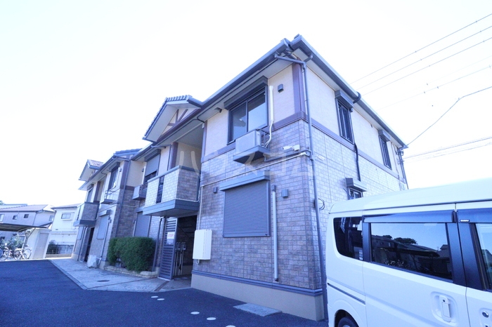 19/30 エントランス