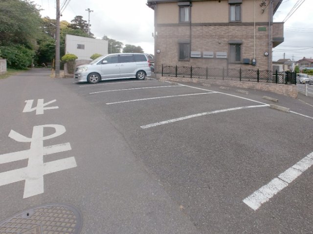 20/30 駐車場