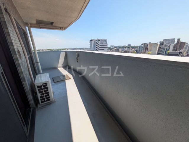 25/30 バルコニー
