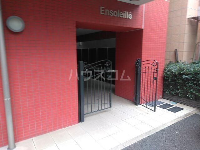 3/4 エントランス