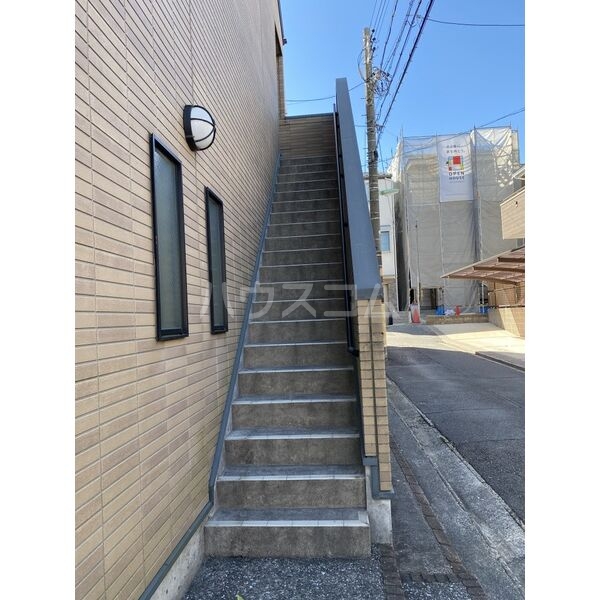 21/24 エントランス