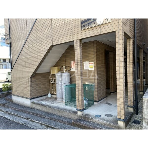 22/24 エントランス