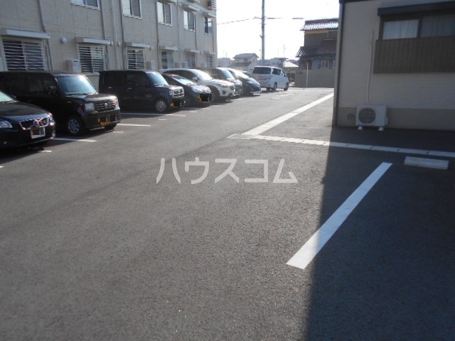 3/10 駐車場