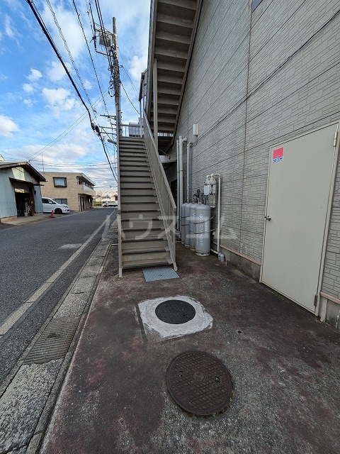 20/27 エントランス