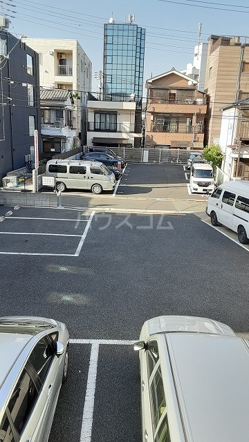 25/30 駐車場