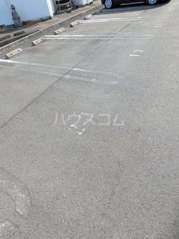 20/21 駐車場