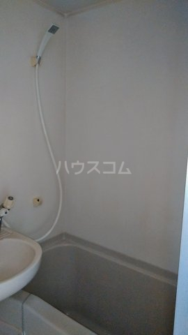 13/30 浴室