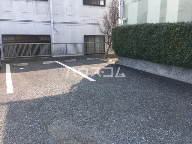 24/30 駐車場