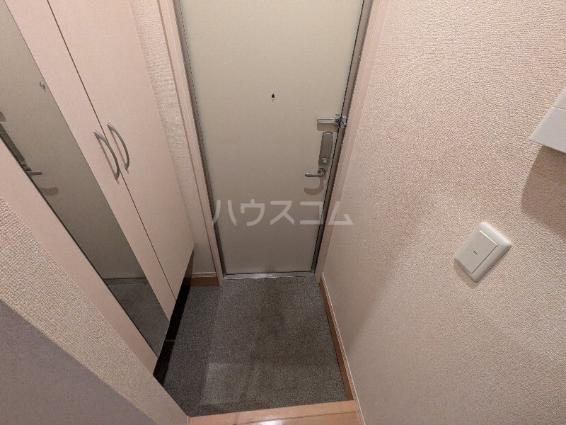 8/24 玄関