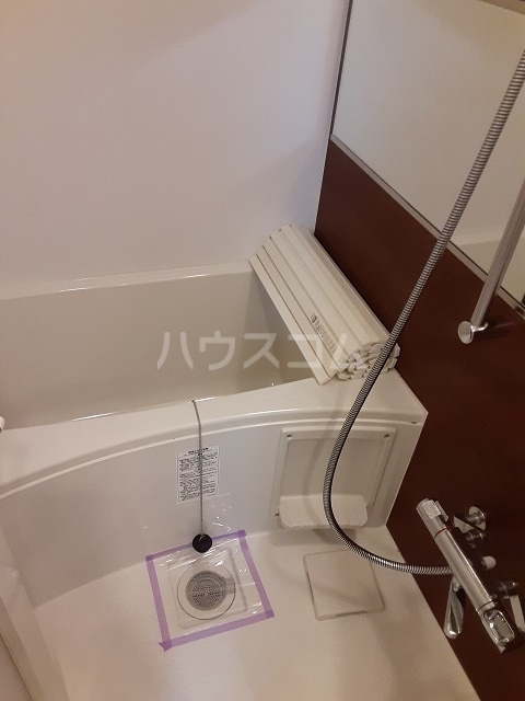 13/30 浴室