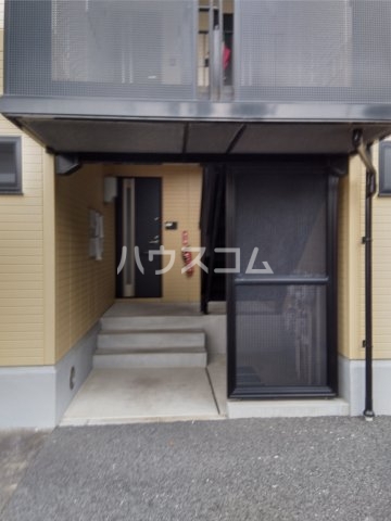 17/26 エントランス