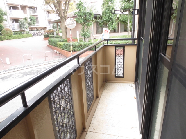 15/28 バルコニー