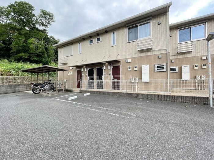 2/7 駐車場
