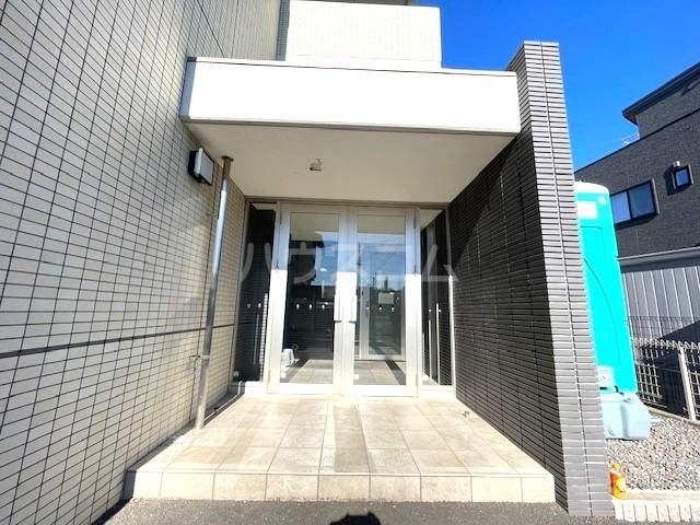 15/19 エントランス