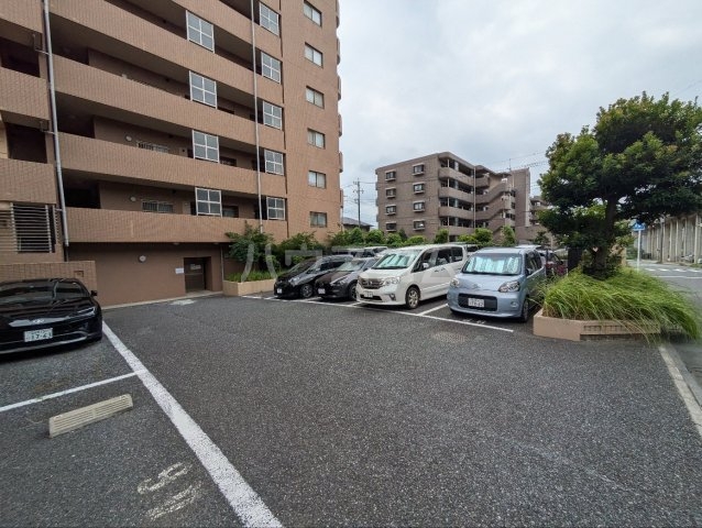 3/5 駐車場