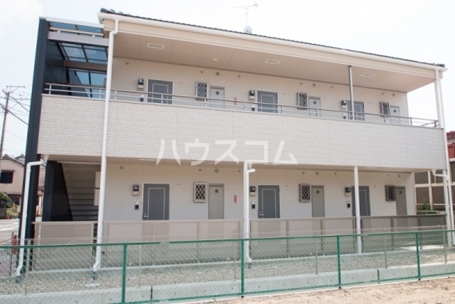 22/30 エントランス