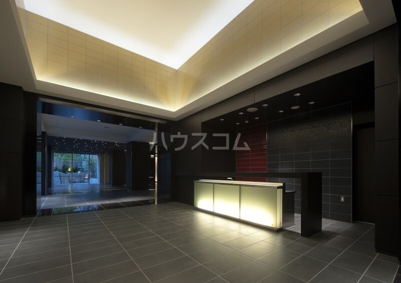 16/26 エントランス