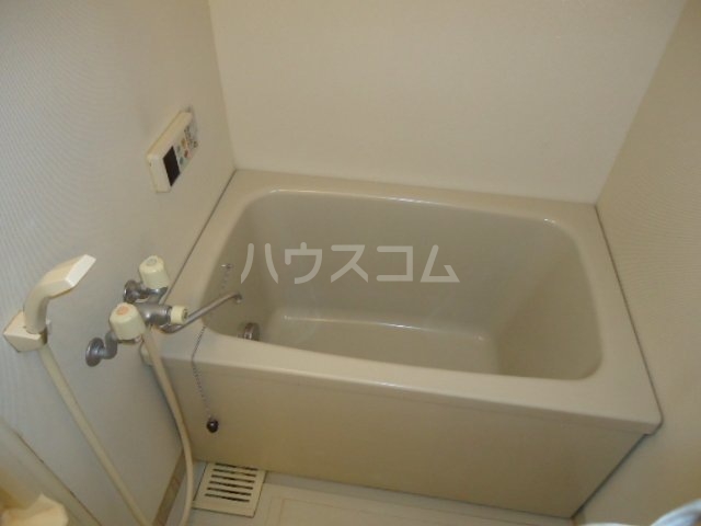 15/30 浴室