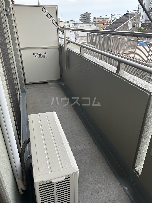 13/16 バルコニー