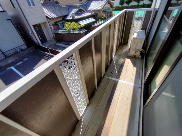 18/29 バルコニー