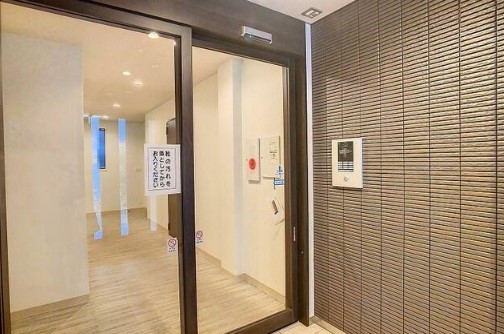 2/6 エントランス