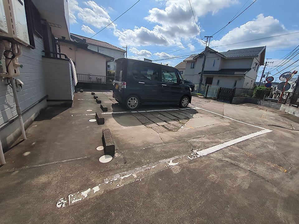 3/4 駐車場