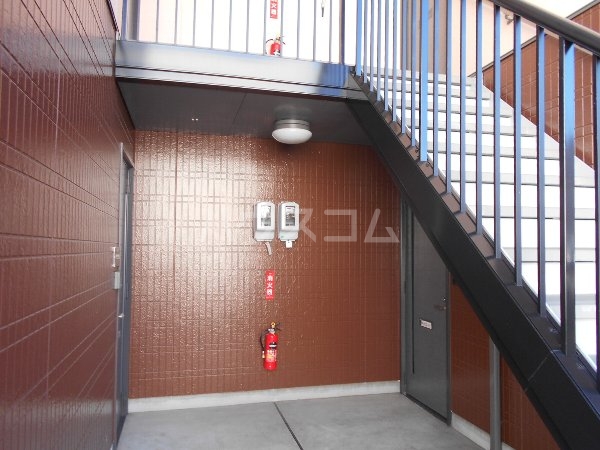 20/29 エントランス